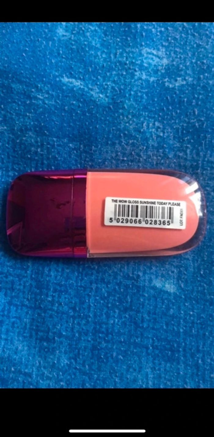 Gloss à lèvres extra fin, neuf - photo numéro 3