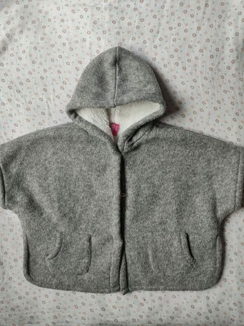 Manteau/poncho gris polaire Punkidz - Taille 8 ans - Très bon état