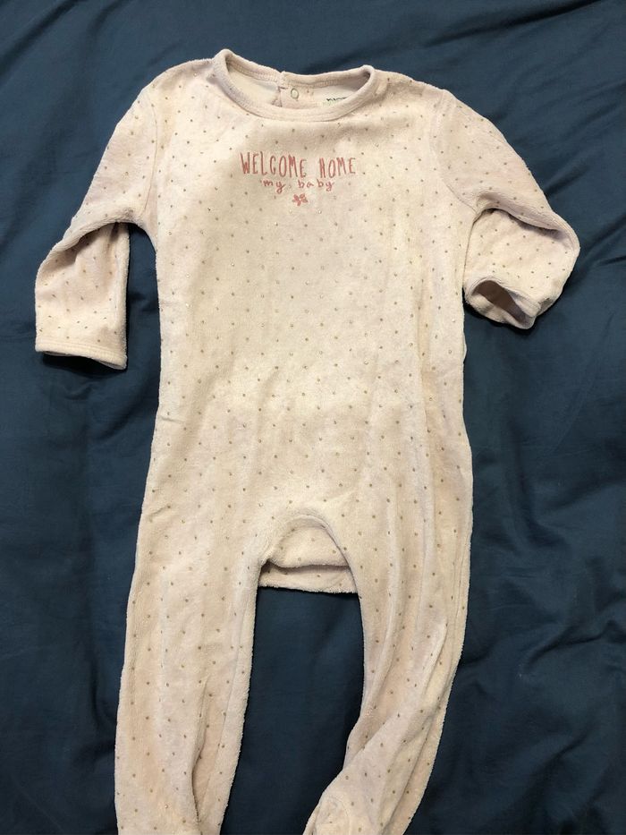 Pyjama velours rose pale Kiabi 18 mois - photo numéro 2
