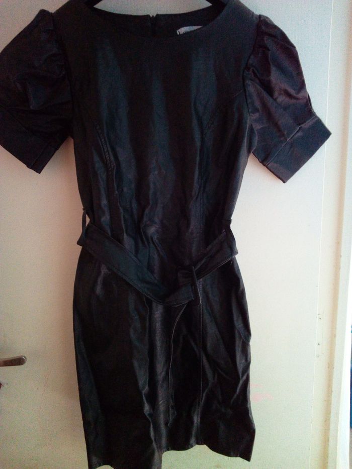 Robe noire