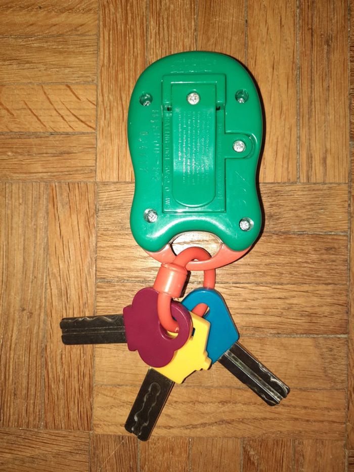 Lot de 4 jouets: clés + Bonus: Clés Teletubbies - photo numéro 2