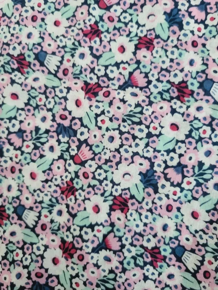 Blouse fleurie + foulard - photo numéro 4