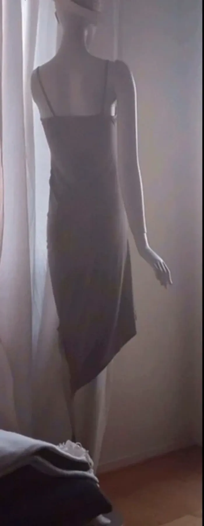 Robe longue kaki fines bretelles neuve - photo numéro 3