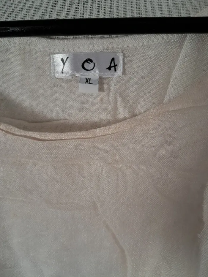 Débardeur blanc et beige en voile légère - photo numéro 2