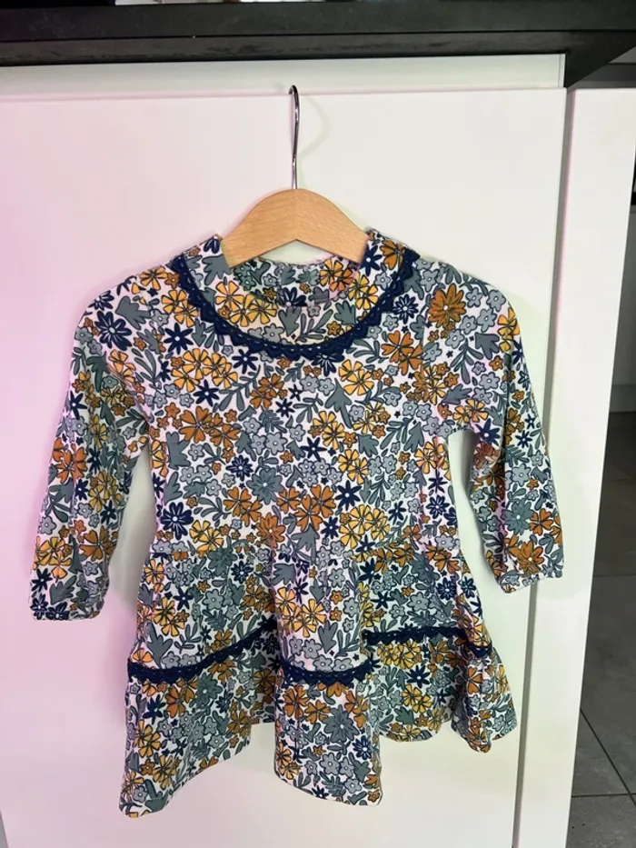 Robe à fleurs fille Plus 18mois