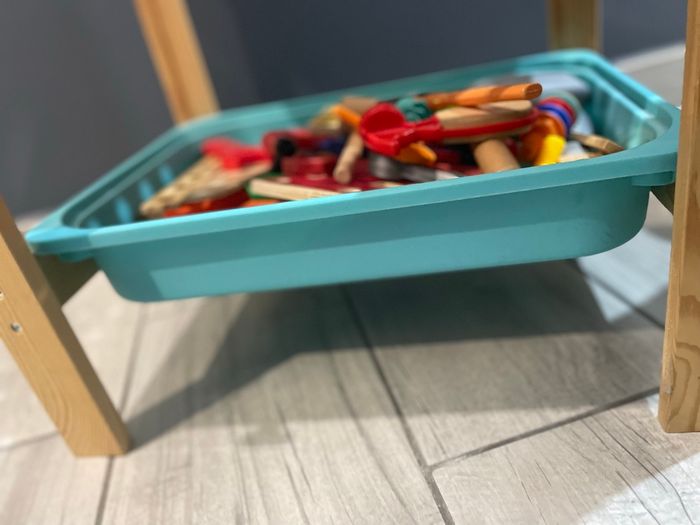 Établi avec accessoires et table à dessin - photo numéro 5