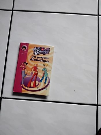 Livre - Totally Spies