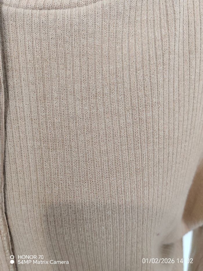 Petit pull a capuche - photo numéro 2