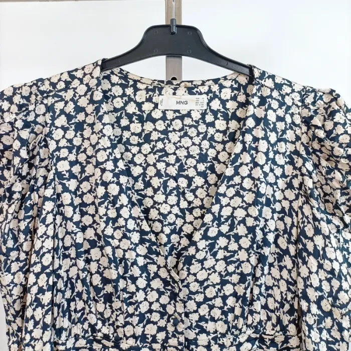 Robe longue bleue écru fleurie Mango Taille XS Manches longues A818 - photo numéro 2