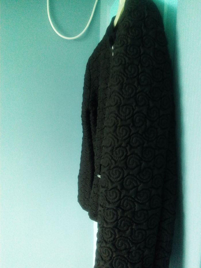 Veste noire Un jour ailleurs en 38 - photo numéro 4