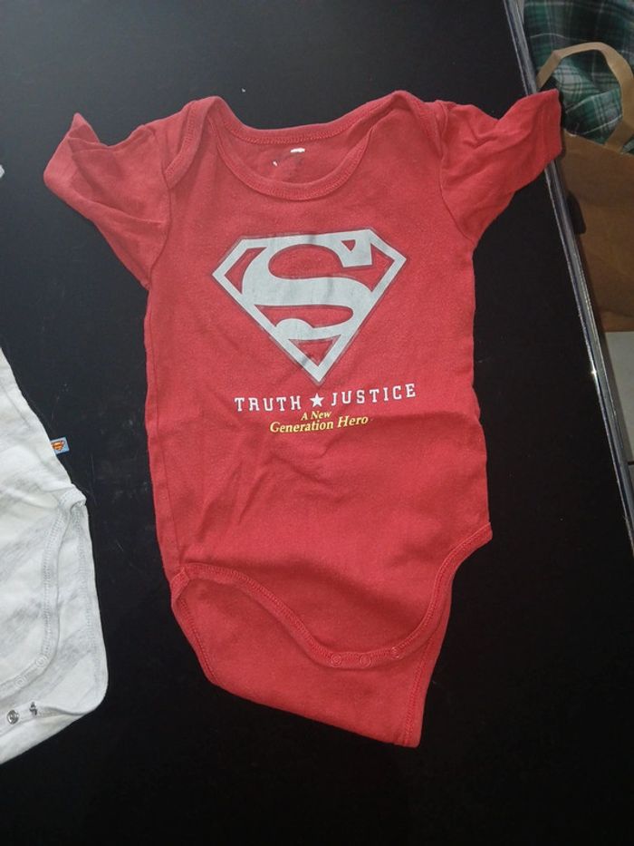 Lot body manche courte superman - photo numéro 3