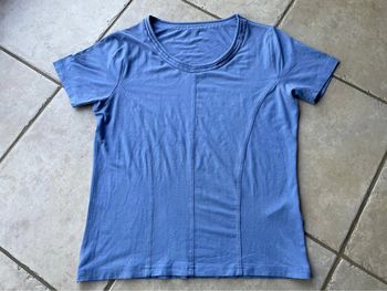 TEE shirt taille 1