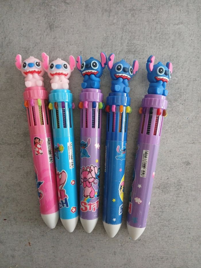 Stitch (ne pas acheter lannonce) - photo numéro 2