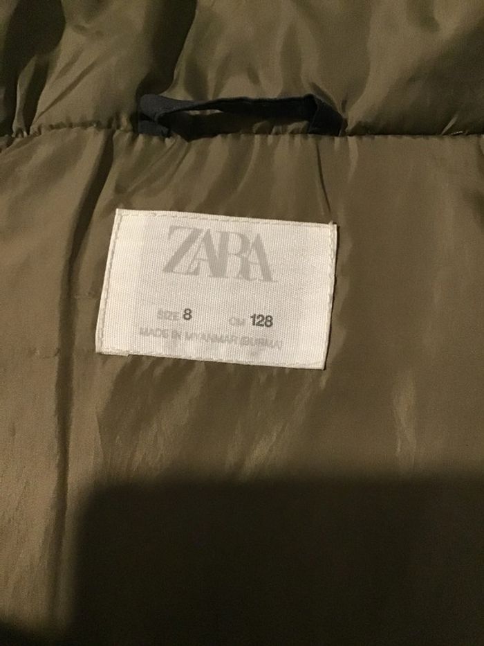 Doudoune garçon Zara gris foncé taille 8 ans bon état passe pouce sans fourrure - photo numéro 2