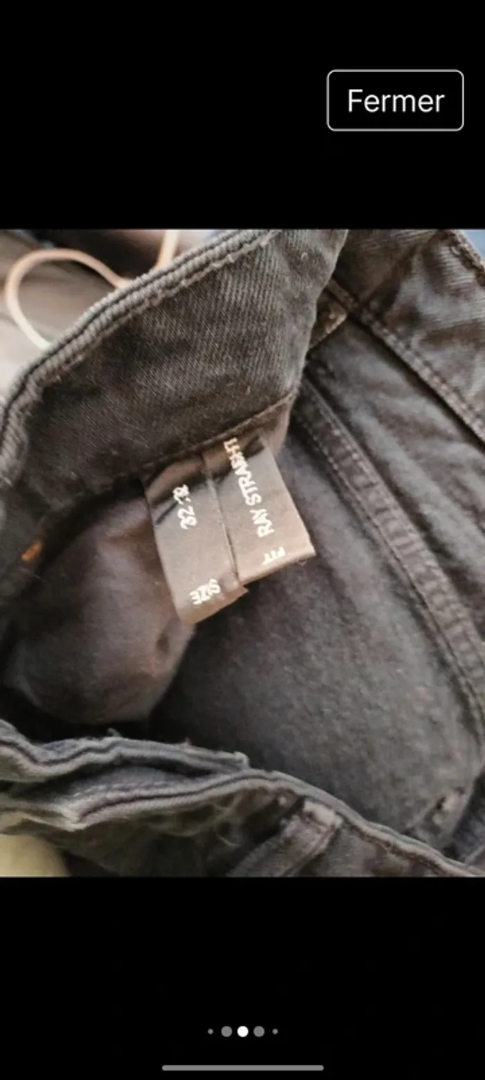 Jean noir droit T 42 - photo numéro 7