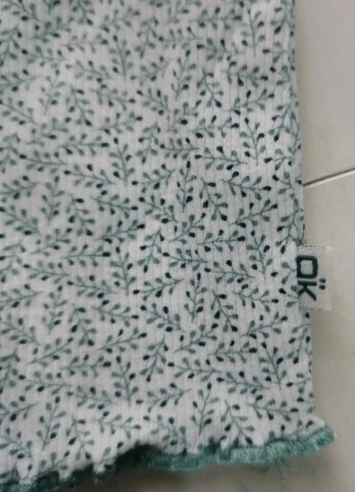 Ensemble tee shirt et jupe droite - photo numéro 4