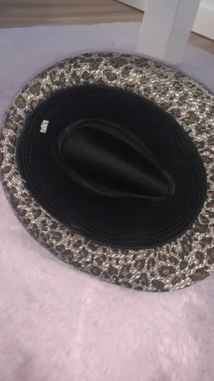 Chapeau neuf léopard - photo numéro 2