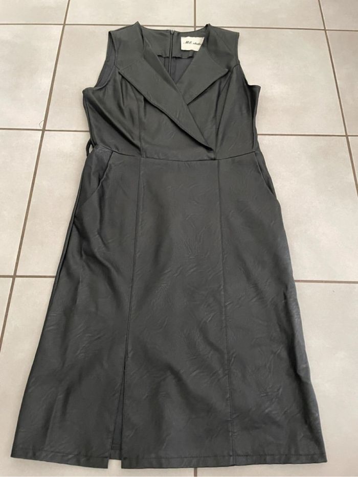 Robe simili