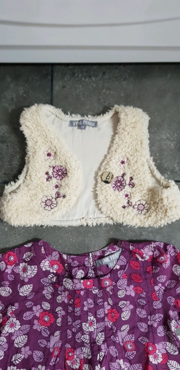 Jolie blouse et son gilet taille 3 ans - photo numéro 3