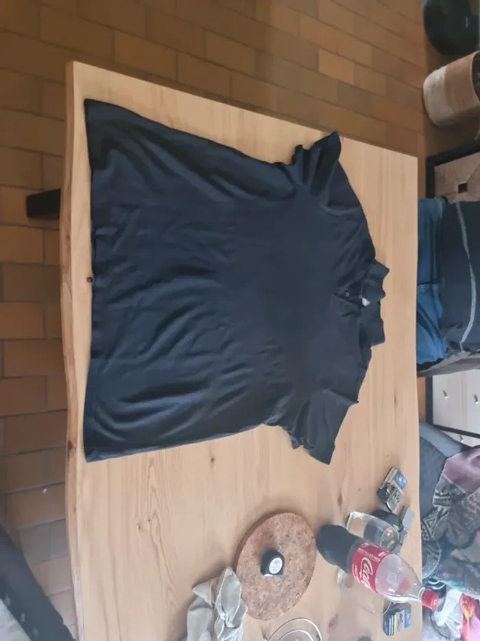 Polo noir