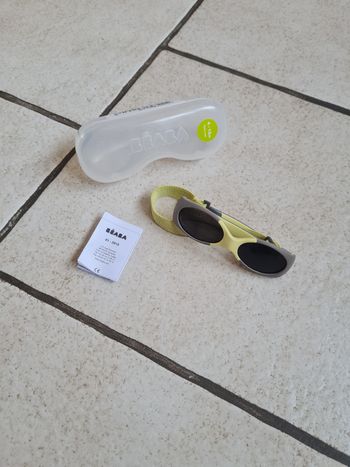 Lunette de soleil bébé béaba 4 à 12 mois neuf