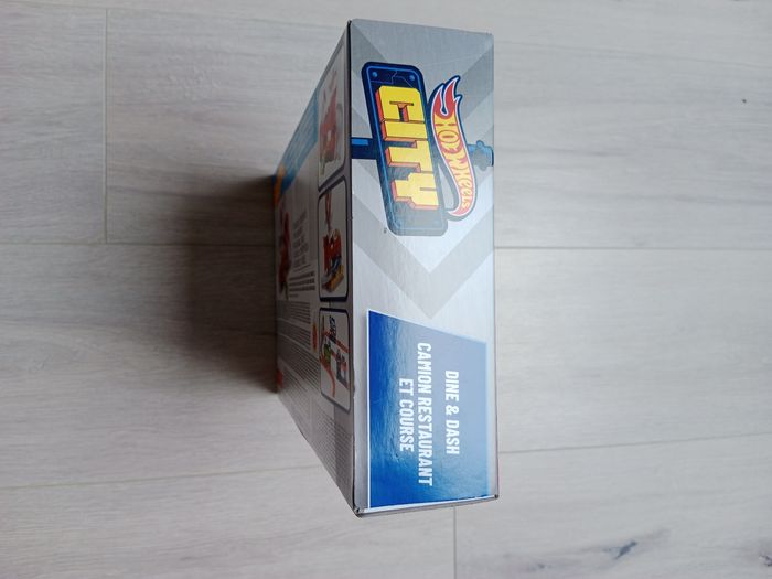 Camion restaurant Hot Wheels - photo numéro 6