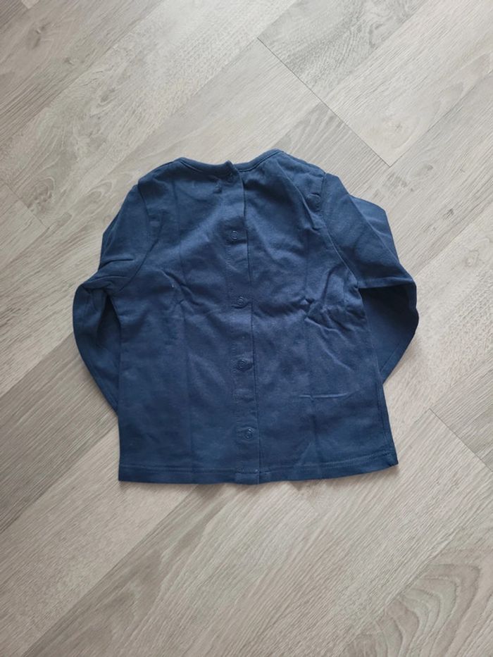 Tee-shirt "Kiabi" 12mois - photo numéro 2