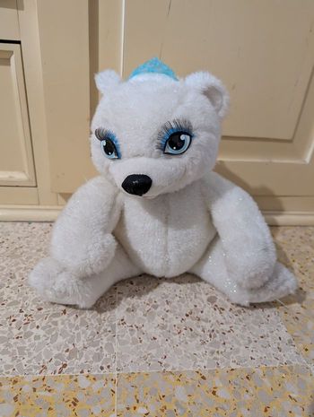 Peluche interactive ours polaire princesse 