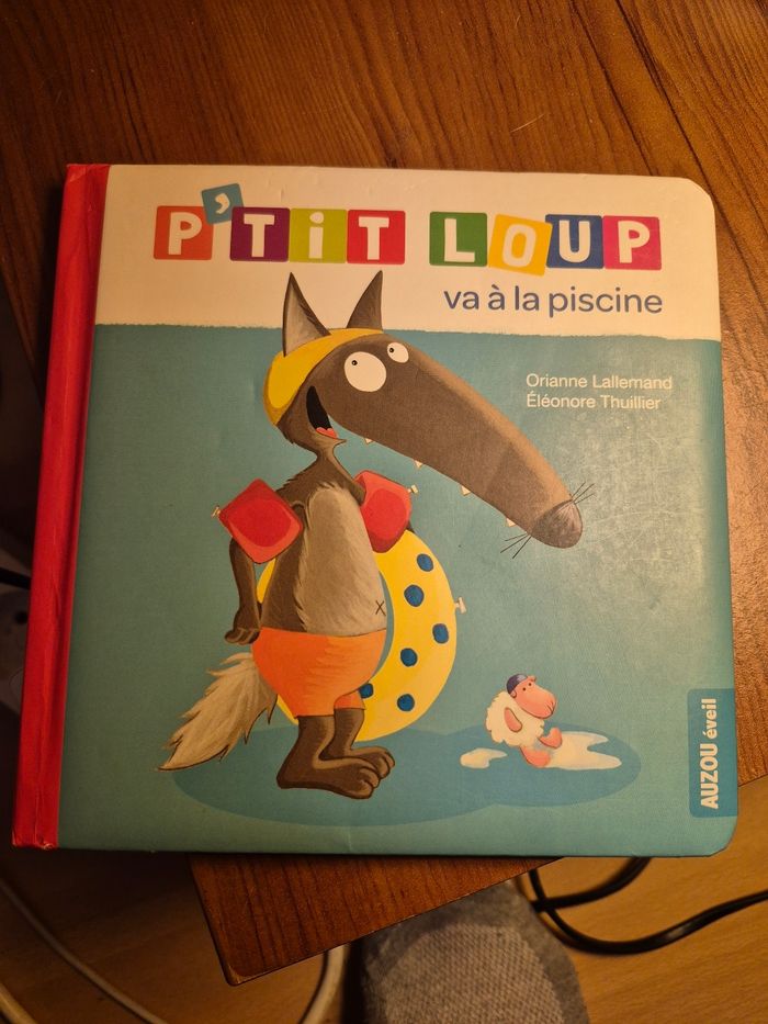 P’tit loup va a la piscine