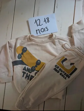 Survêtement bébé garçon 12/18 mois