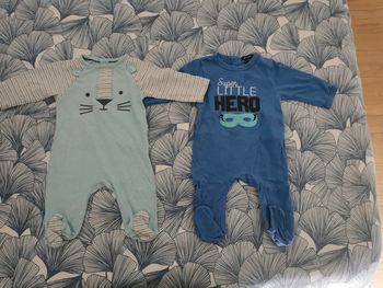 Lot 2 pyjamas bébé 3mois