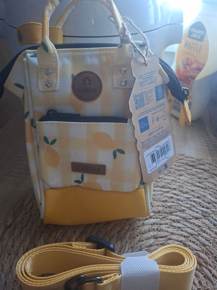 Cabaïa noir jaune et beige neufs - photo numéro 2