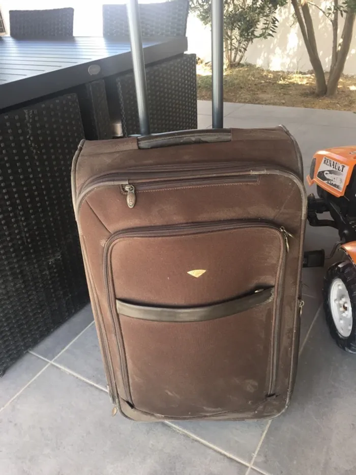 Valise marrons roulettes