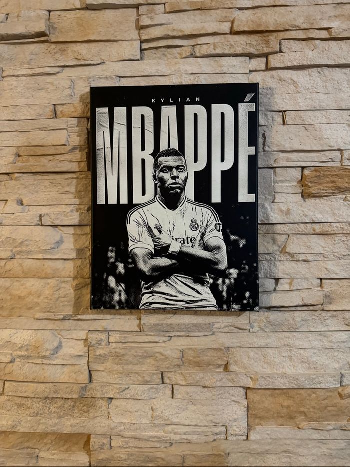 Tableau Kylian Mbappé - Real Madrid en toile 30x40cm - photo numéro 6
