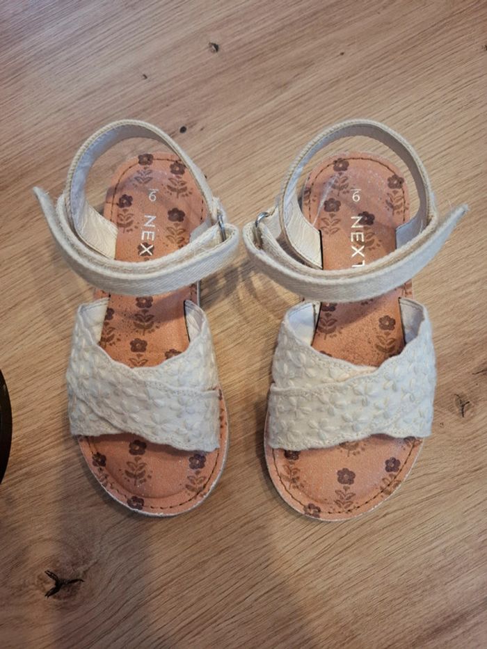 Nu-pieds/ Sandales Next 26.5 - photo numéro 3