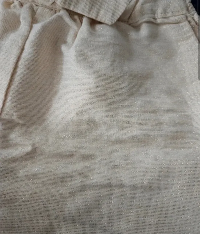 Short pailleté taille 5 ans - photo numéro 3