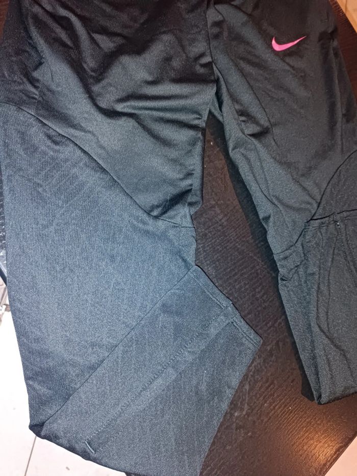 Bas de survêtement Nike taille S - photo numéro 2