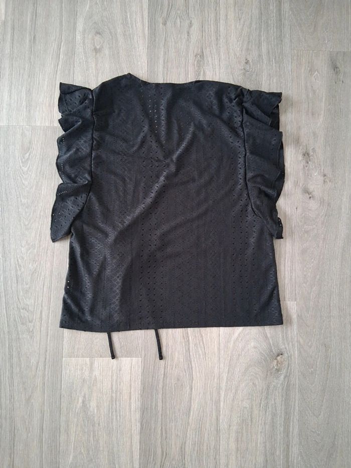 T-shirt cache cœur - photo numéro 3