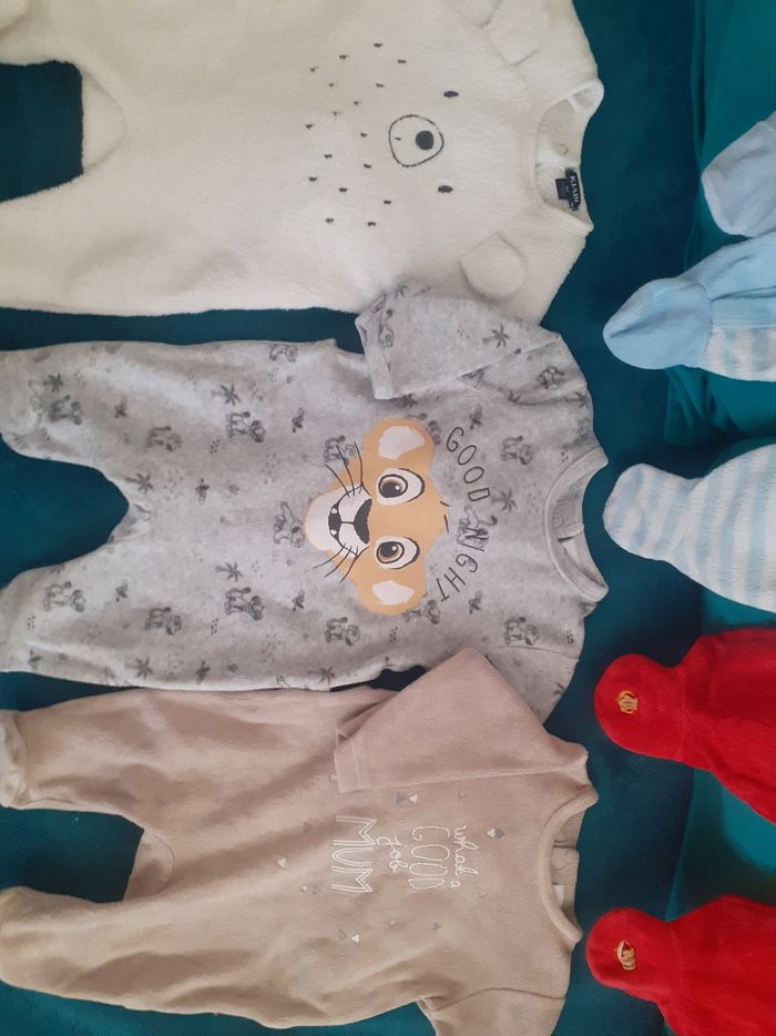 Pyjamas - photo numéro 2