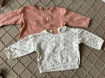 Lot de deux sweat kiabi  9 mois