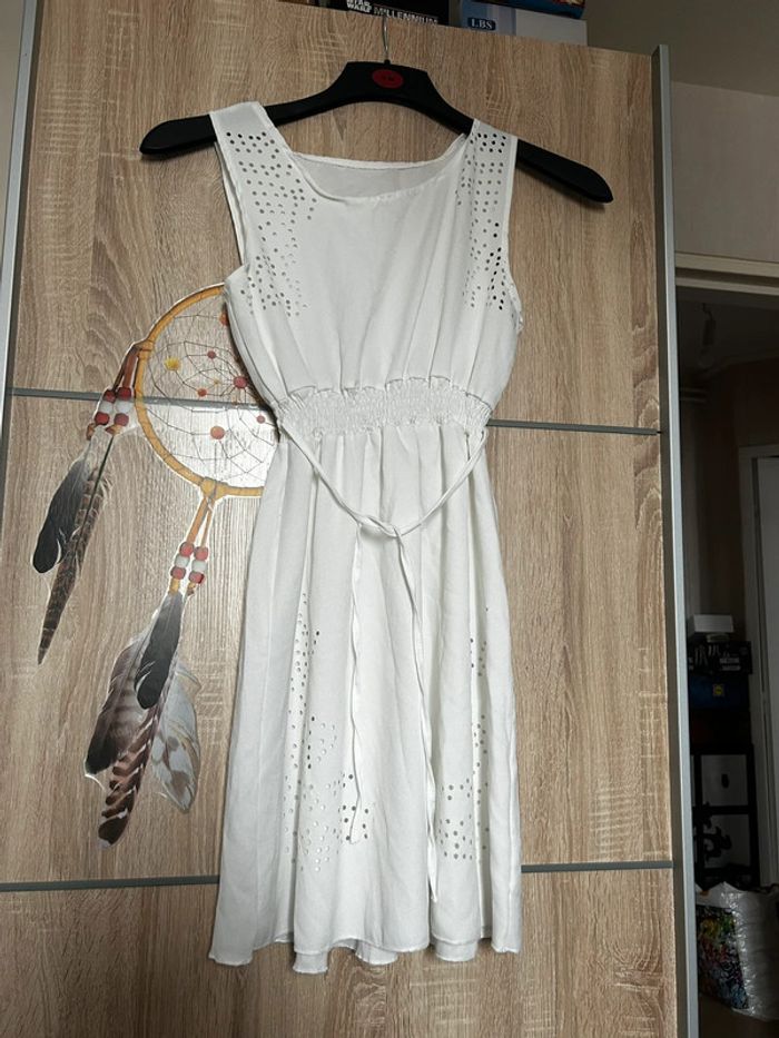 Robe blanche légère