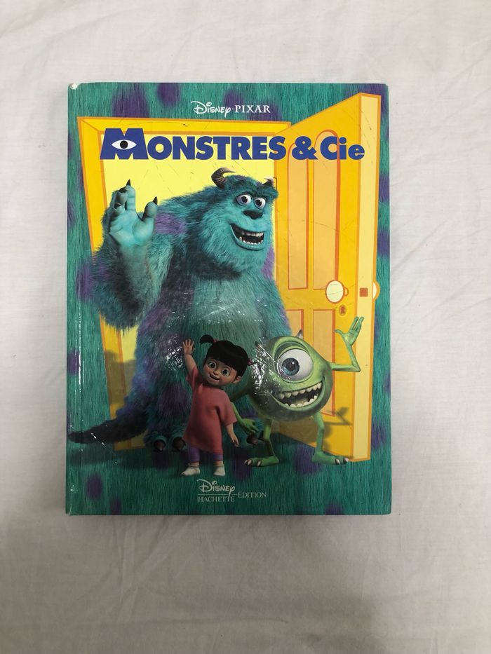 Livre monstres & cie