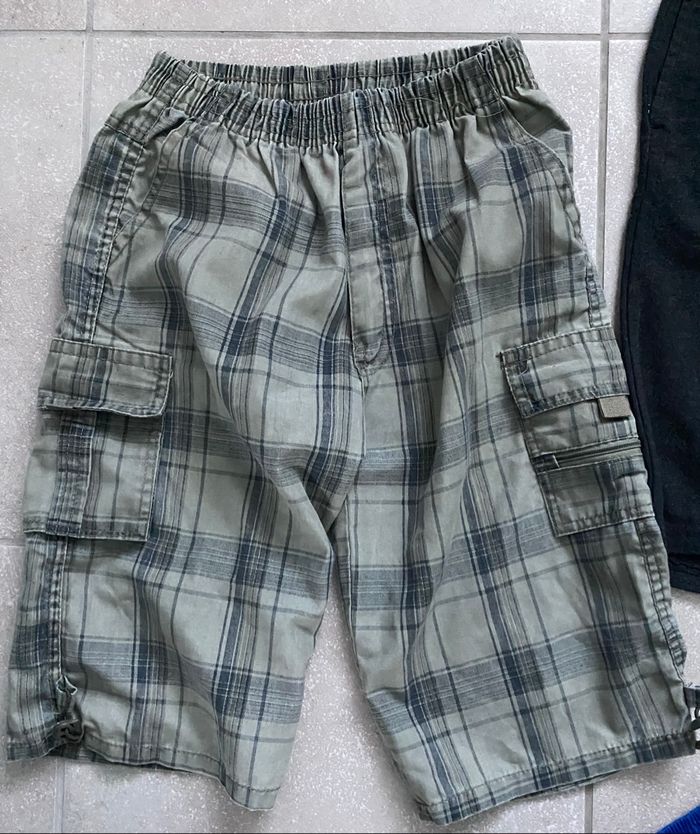 Lot 7 shorts/ bermudas taille 10 ans - photo numéro 9