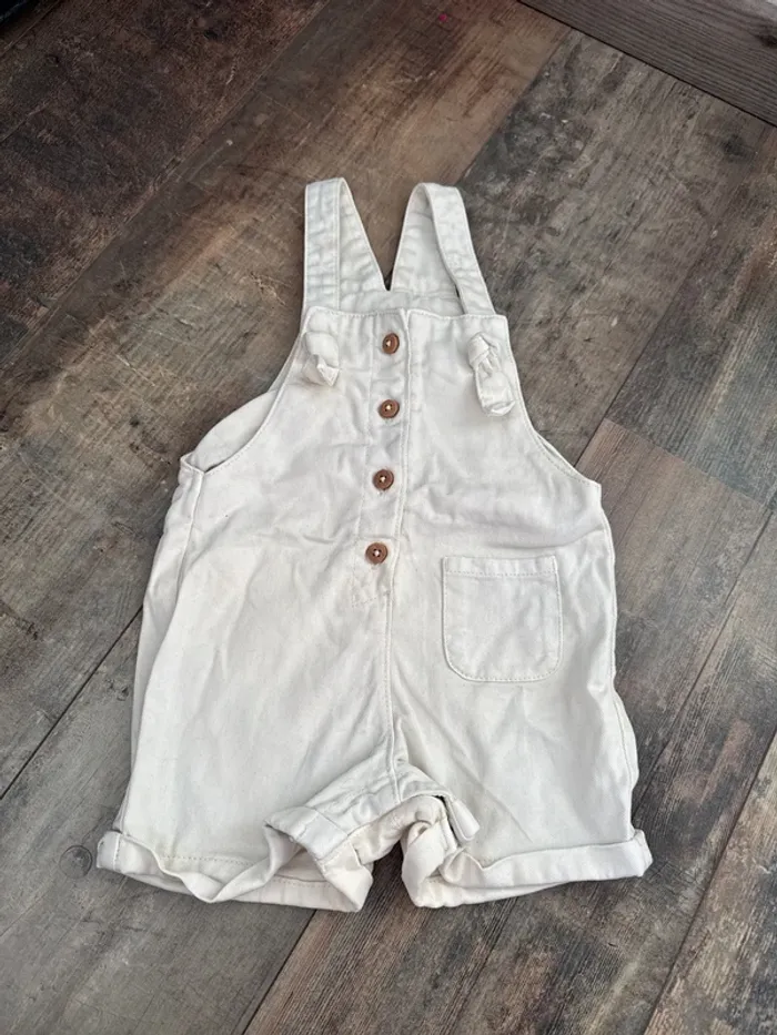 Salopette short en jean tape à l’œil 36 mois
