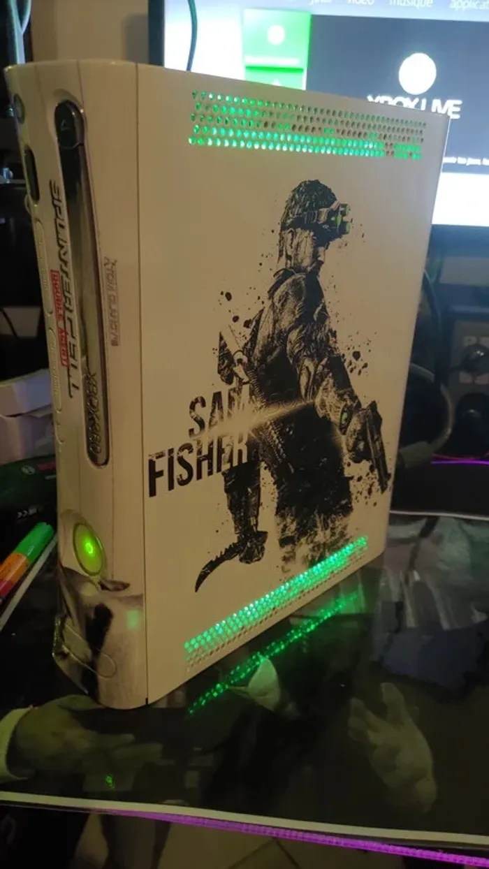 Xbox 360 custom Splinter Cell Sam Fisher avec câbles et disque dur - photo numéro 2