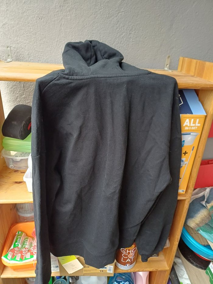 Sweat a capuche taille xs - photo numéro 3