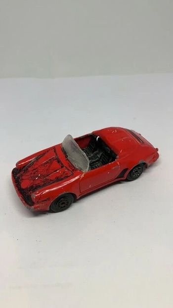 Miniature voiture jouet Porsche 911 Speedster Maisto