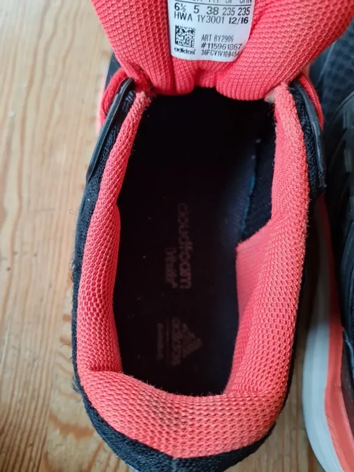 Basket Adidas taille 38 - photo numéro 8