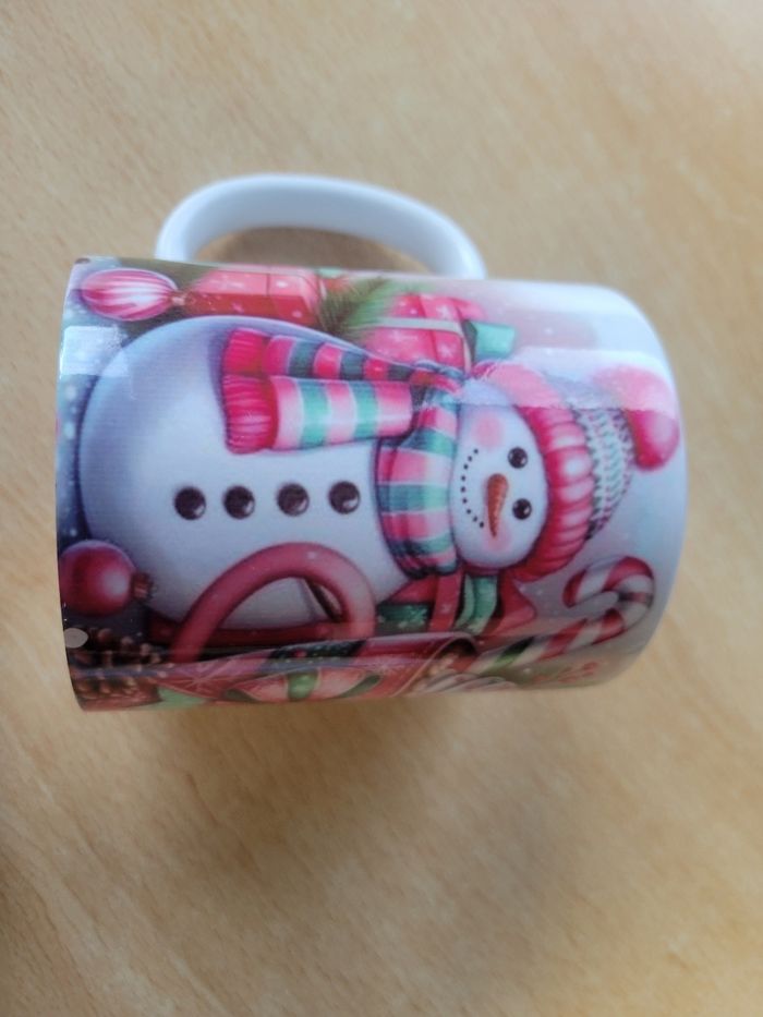 Mug bonhomme neige rose