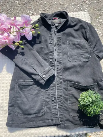 Veste en jean noir délavé Le Temps des Cerises – Style d’origine